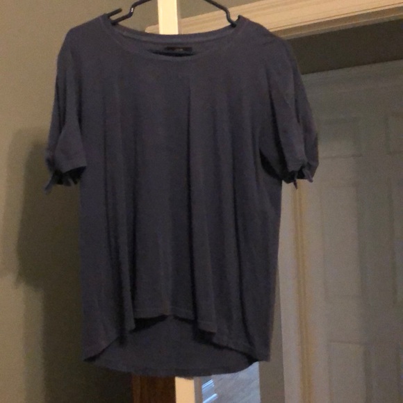 Super cute tee by Joe’s - Picture 1 of 3